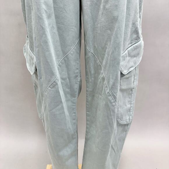 Pilcro Slouchy Utility Bow Barrel Pants in Sage Cargo Pockets Size 27 NWT - Picture 5 of 16